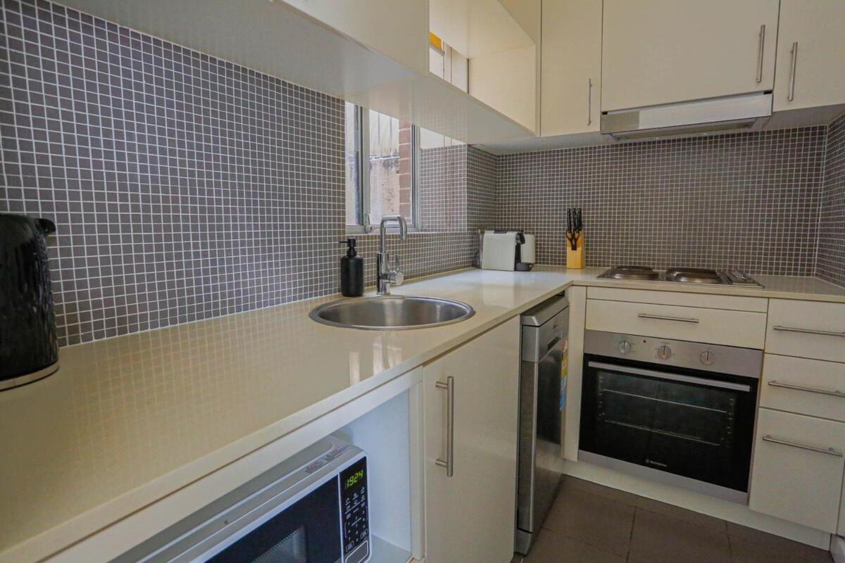Superb 1 Bedroom King's Cross Apartment *